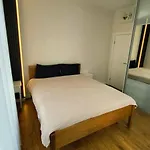 Peace Bear Residence, Free Parking, Free Wifi, Self Check-in Apartamento Riga