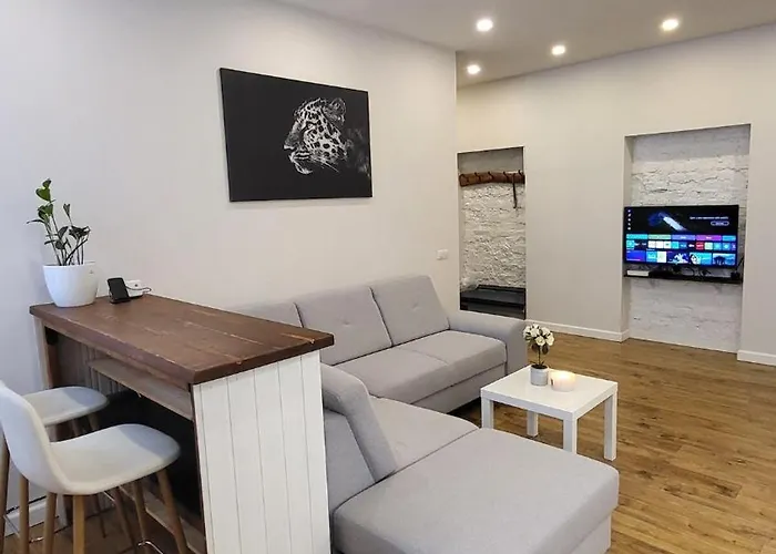 Peace Bear Residence, Free Parking, Free Wifi, Self Check-in Apartment Riga